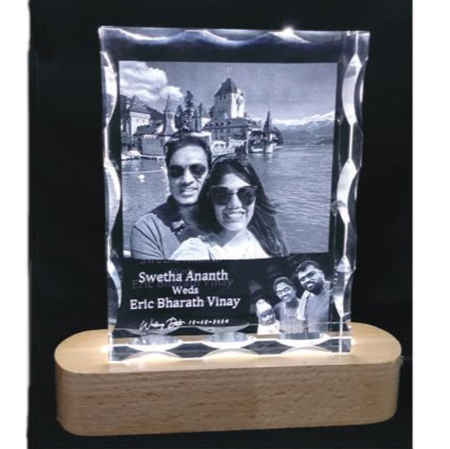 6 x 4in CRYSTAL with LED WOODEN BASE